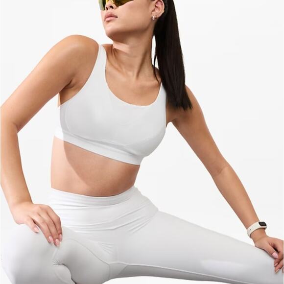 Athleta Invincible Sports Bra Bright White 36DD style 820325 (2024) athletic - Picture 3 of 12